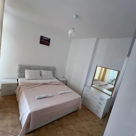 Seaside Charm In Apartment